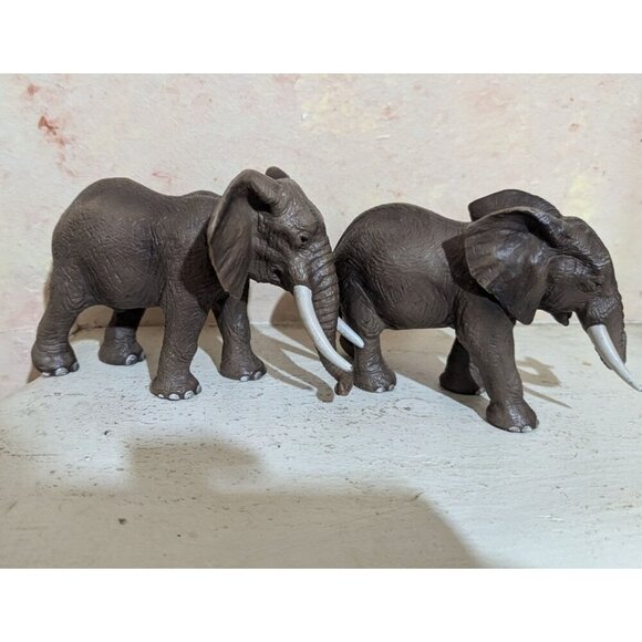 schieich Brown Elephant Figurines With Tusks Set Of 2 home decor Africa zoo - Picture 5 of 7